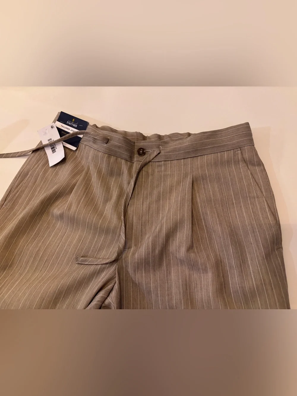 Stafford Tailored Jogger Pants Regular Fit, pleated, 32Sh, NWT